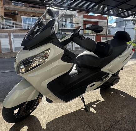 DAFRA MAXSYM 400i 